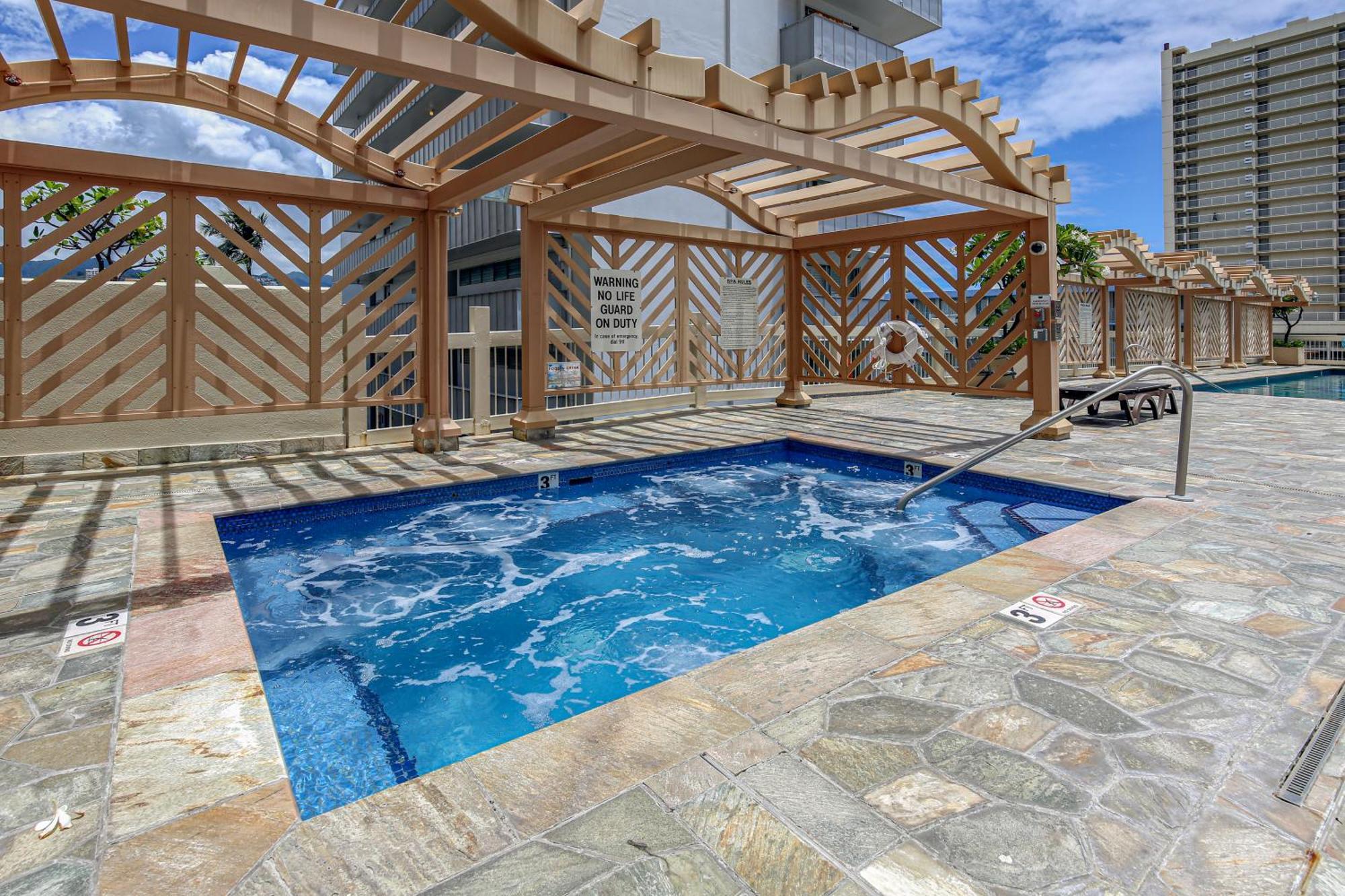 Appartamento Newly Renovated With Ocean View Near Waikiki